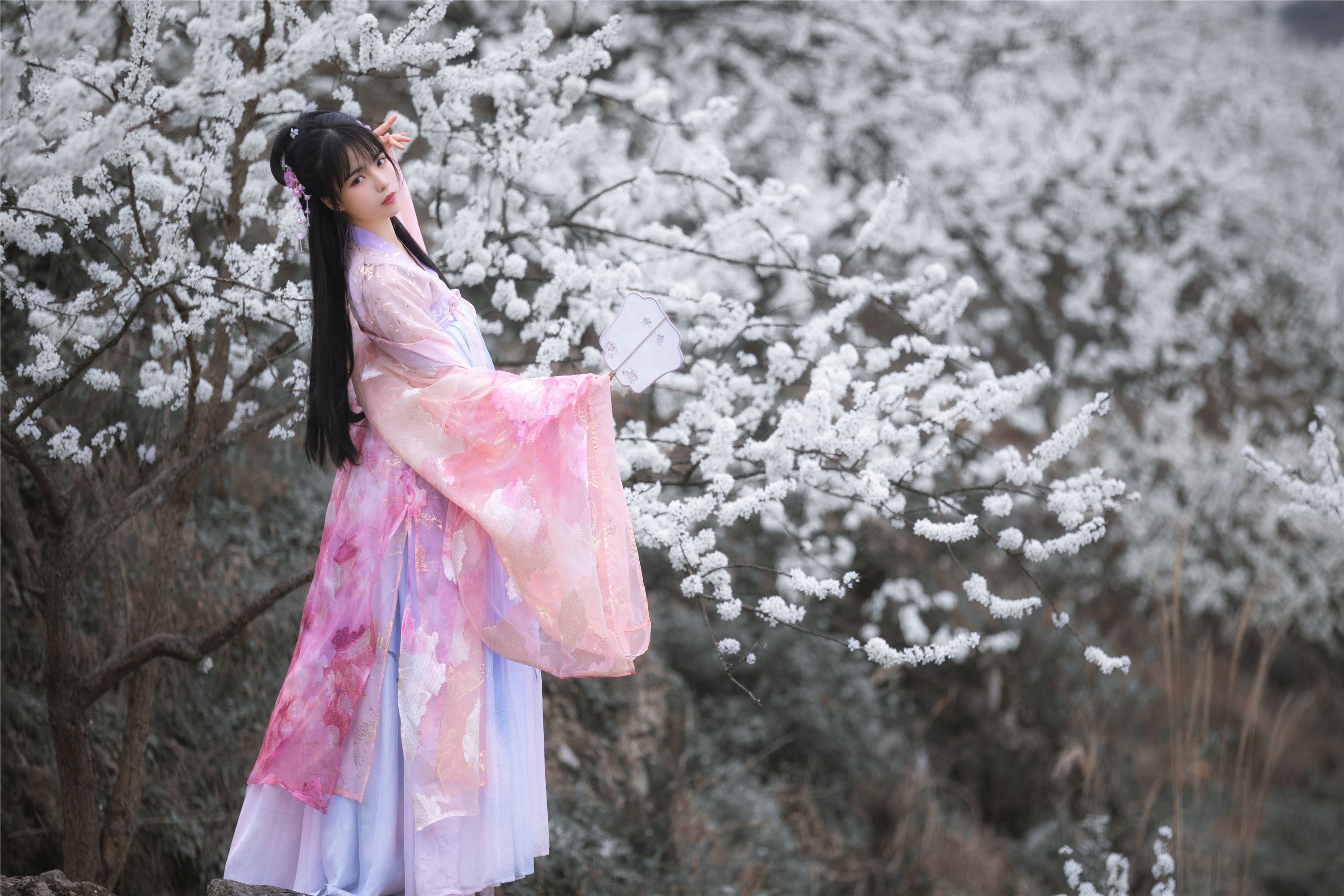 YITUYU艺图语 2021.08.28 杏花弦外雨 赵瑞洁_ez